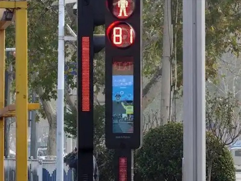 衡阳市太阳能信号灯