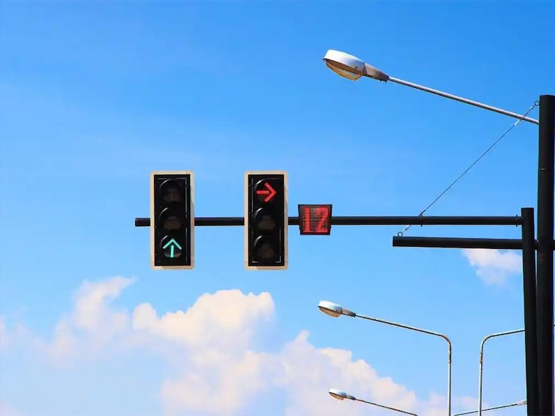 衡阳市十字路口信号灯