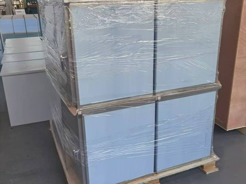 连云港市变送器保护箱