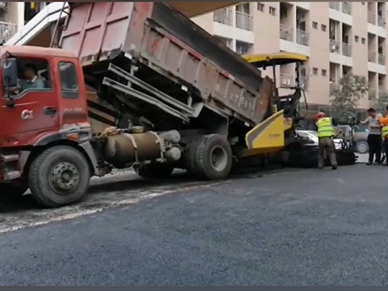 沥青路面施工