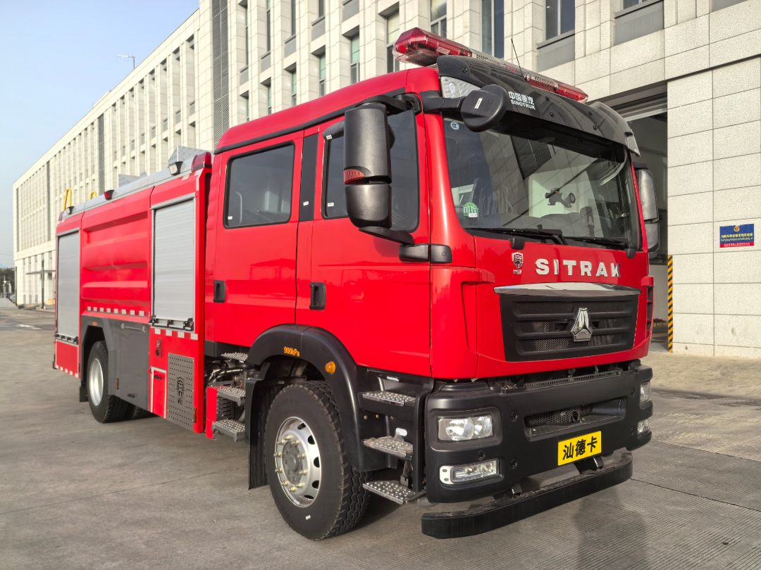 5吨水罐消防车
