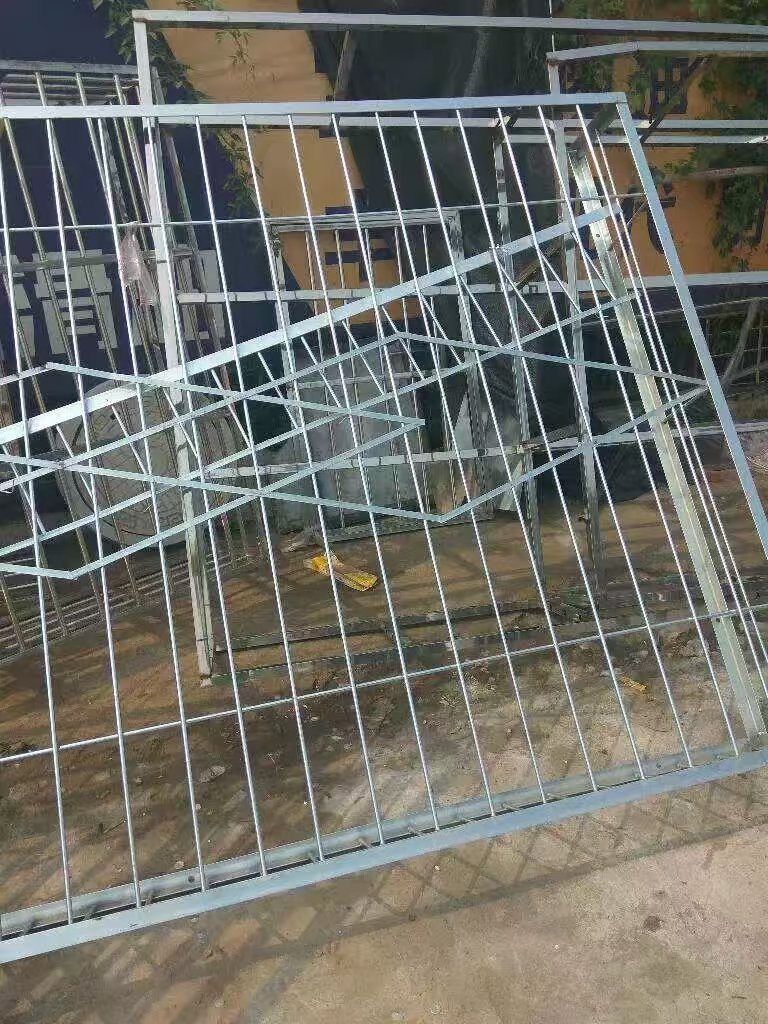 窗户防盗窗