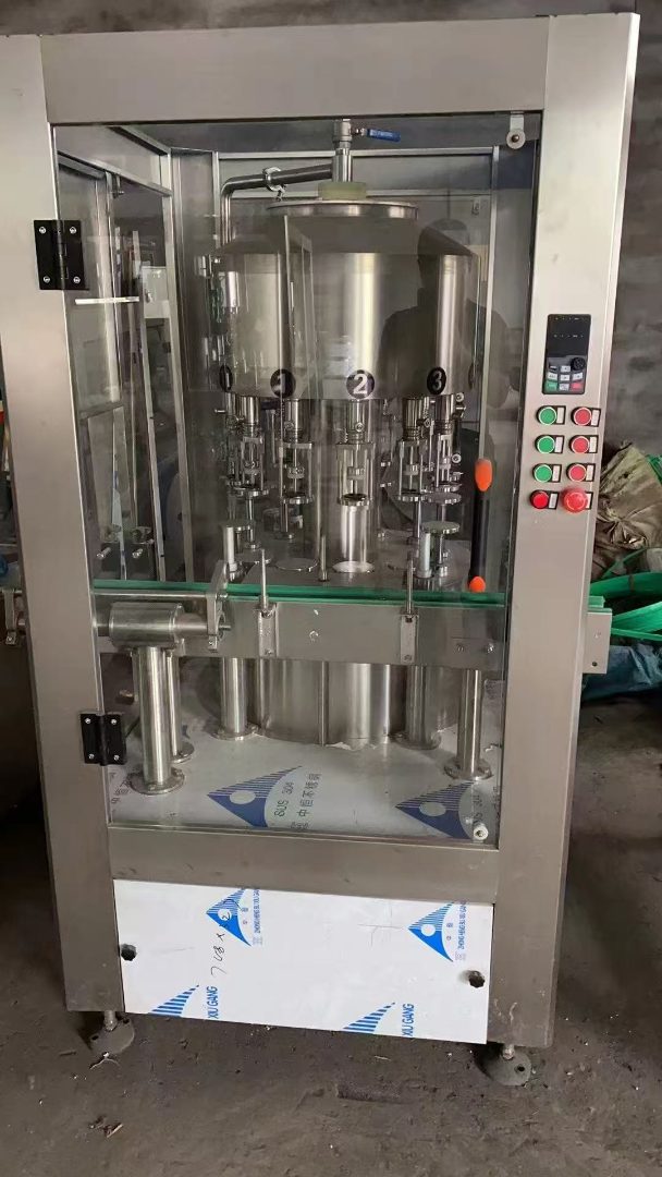 三合一灌装机