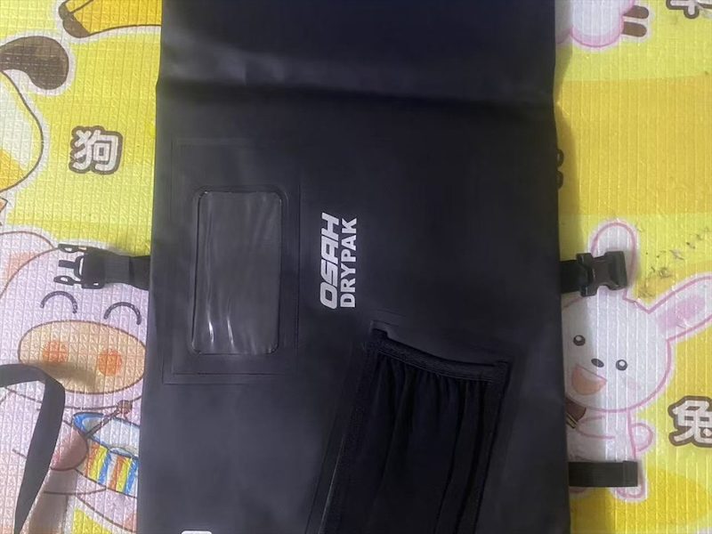 钓鱼防水包
