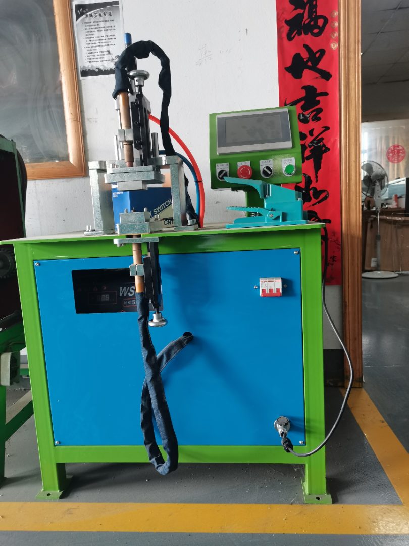 自动氩弧焊机
