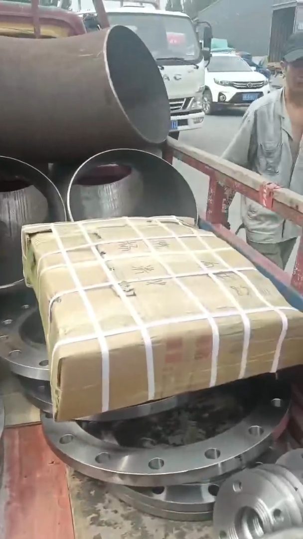 304不锈钢弯头