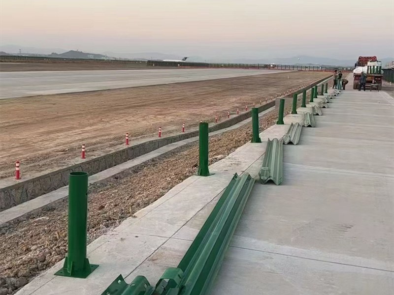 护栏立柱