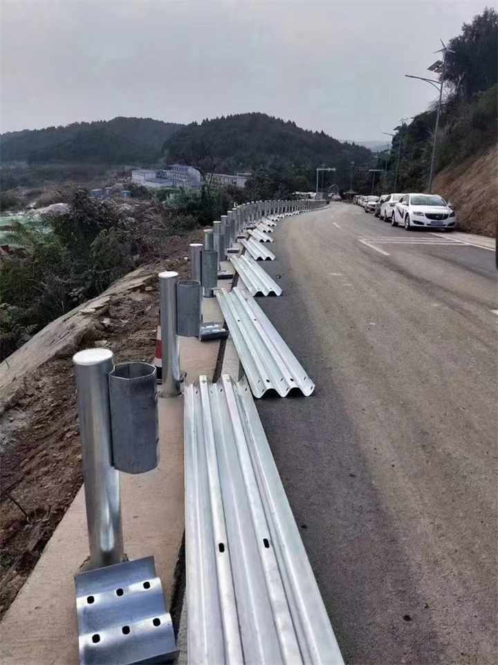 防撞护栏立柱