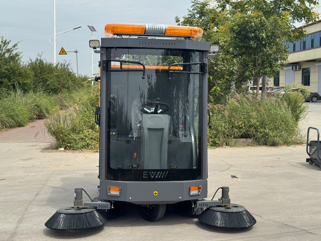 扫地车