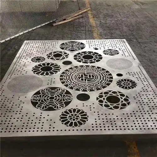 冲孔铝单板
