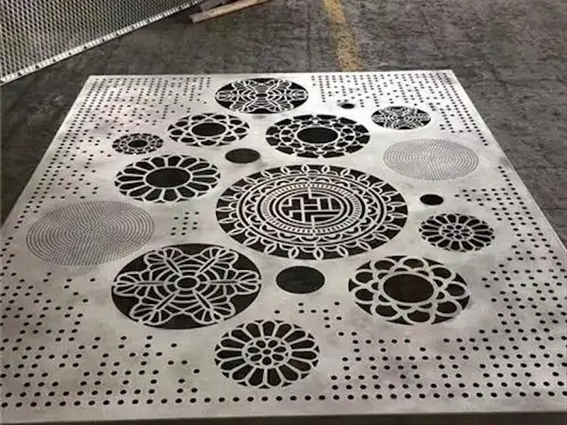 冲孔铝单板
