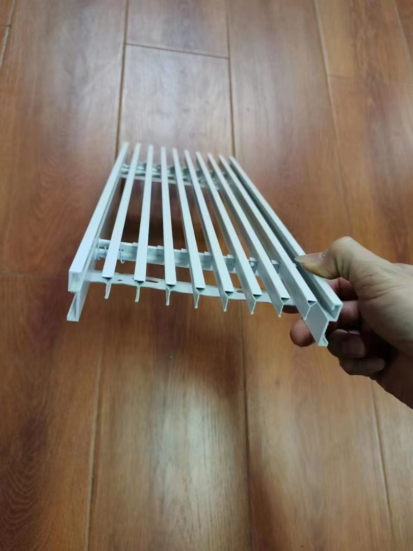 自垂式百叶风口