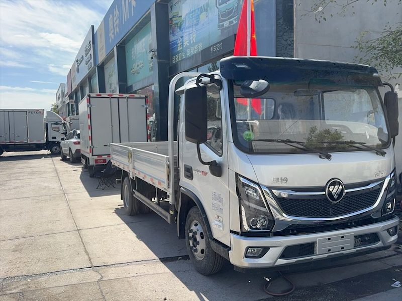 4.2 米蓝牌轻卡货车