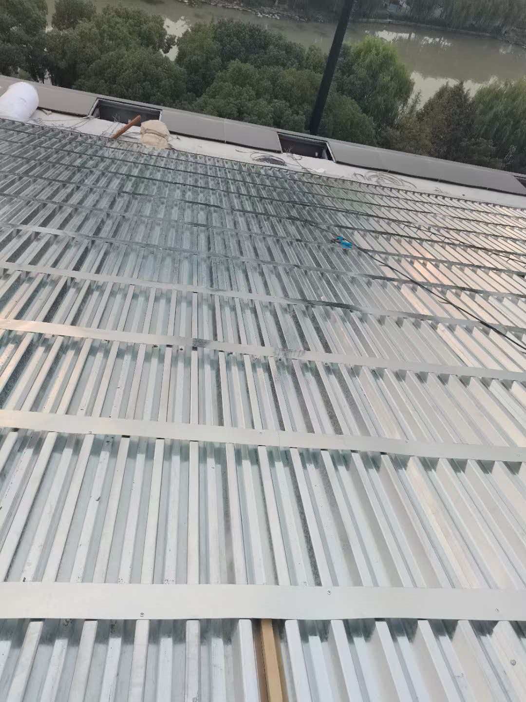宽幅钛锌板
