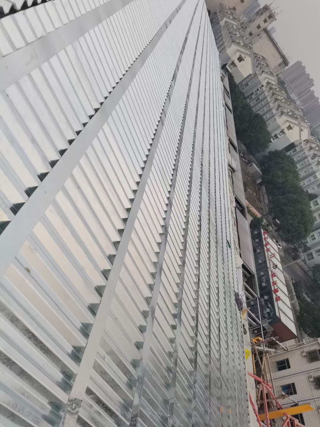 金属钛锌板