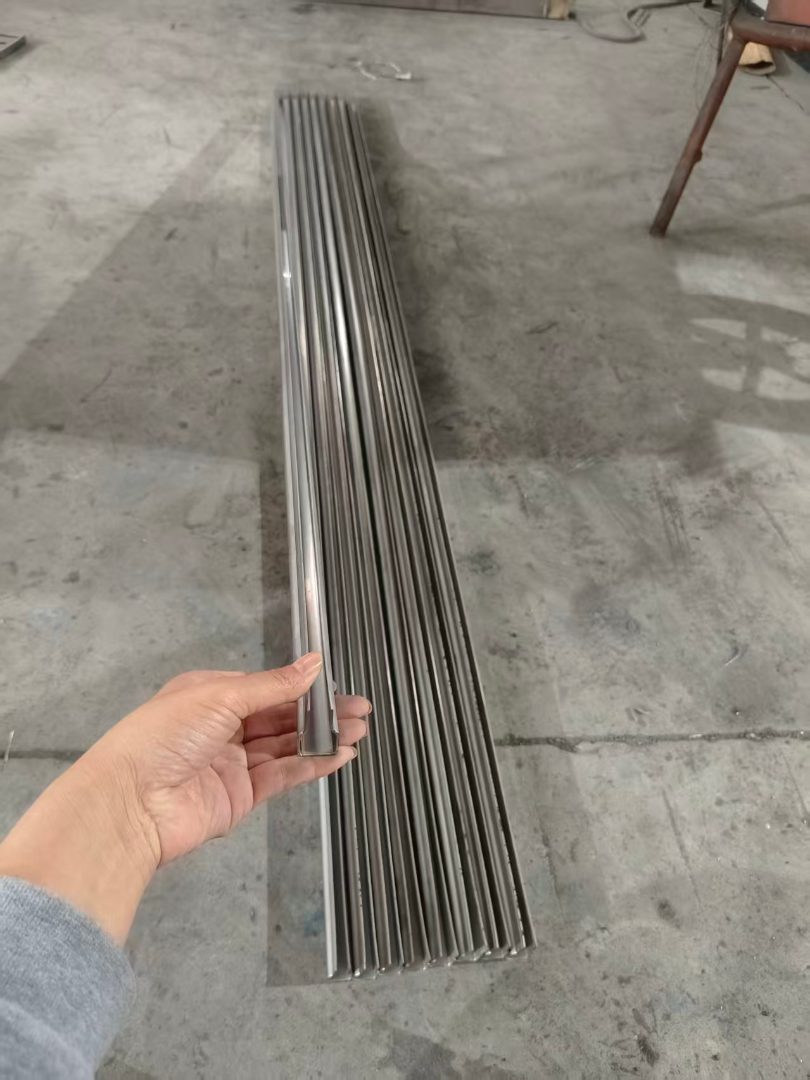 全自动U型槽设备