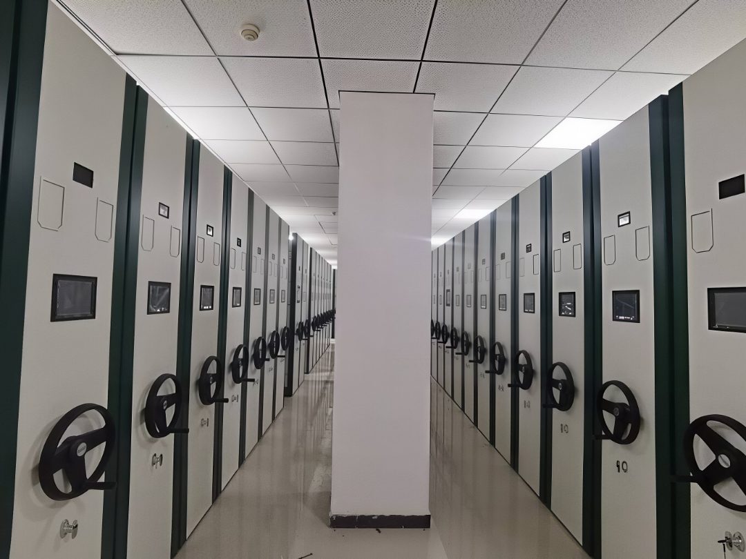密集架
