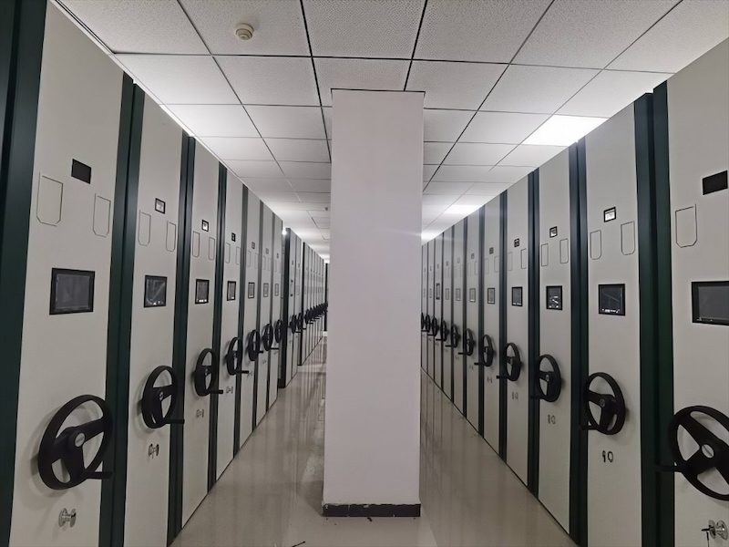密集架