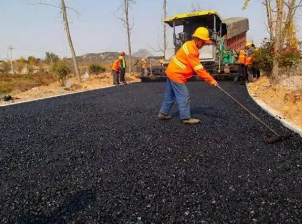 道路摊铺工程
