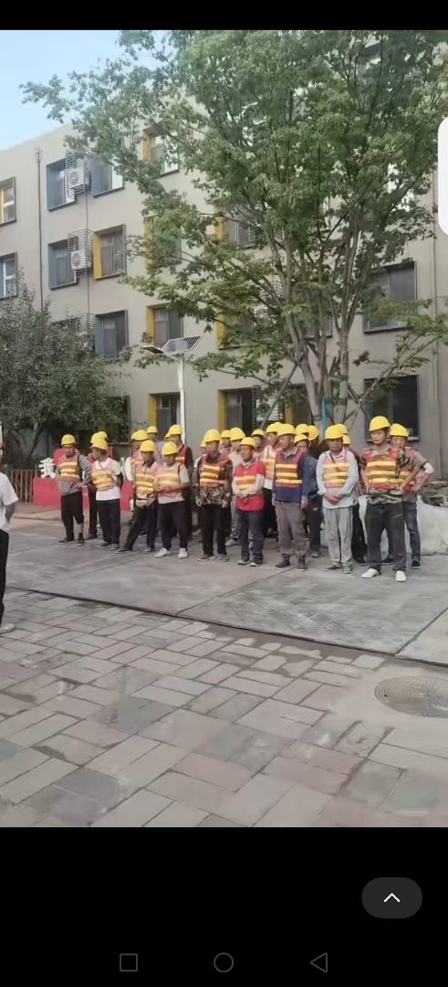 外墙水包砂真石漆施工