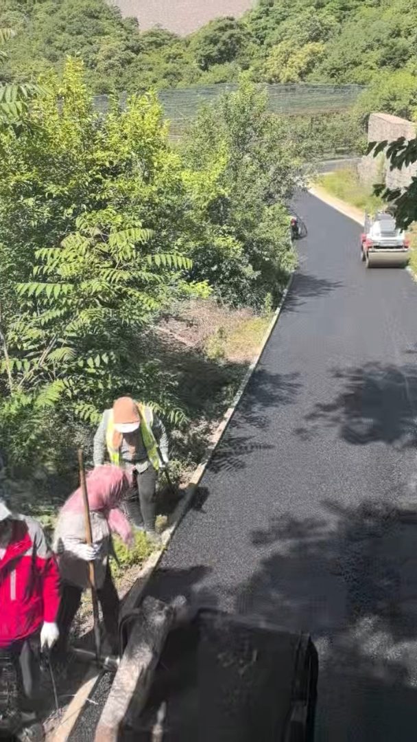 道路沥青施工