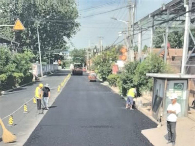 路面沥青施工