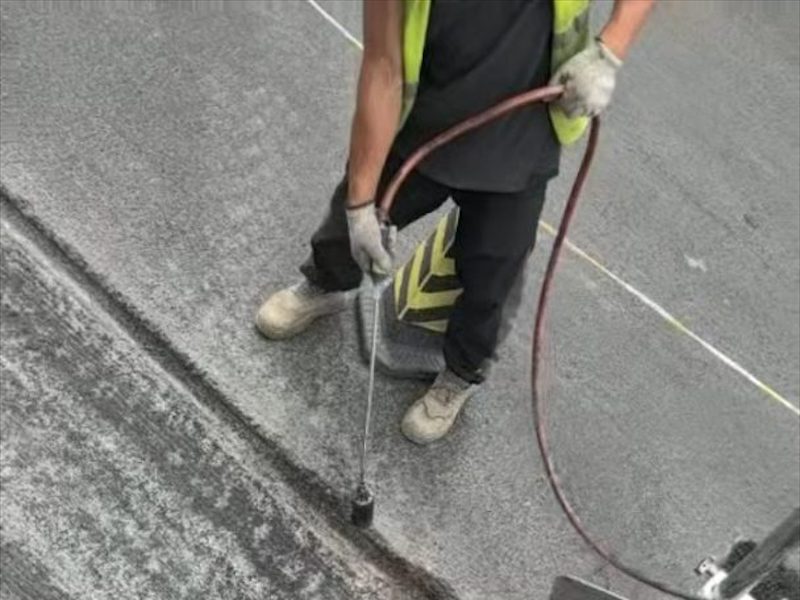 铺沥青路面施工