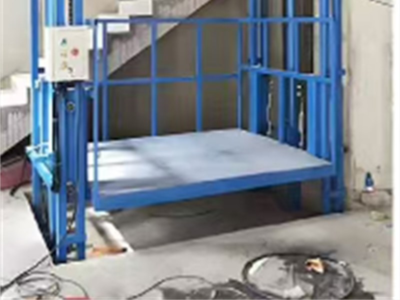 电动液压货梯