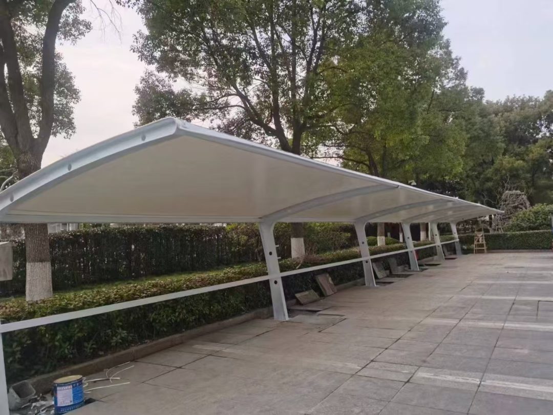 拉杆式膜结构车棚
