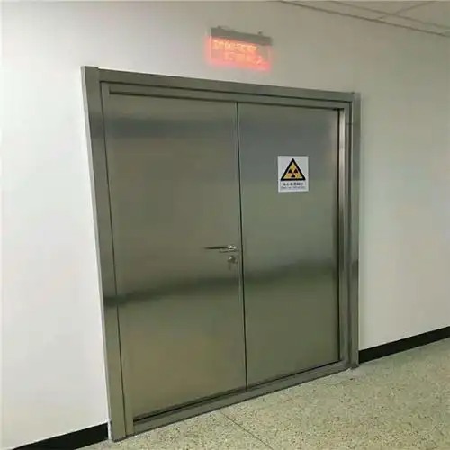 铅门