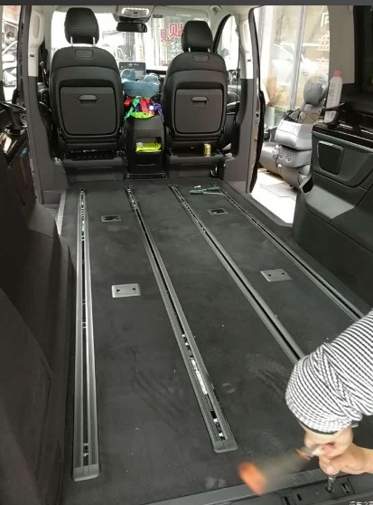 巴士铝型材车厢滑轨