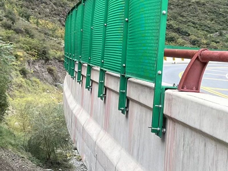 高速公路护栏网