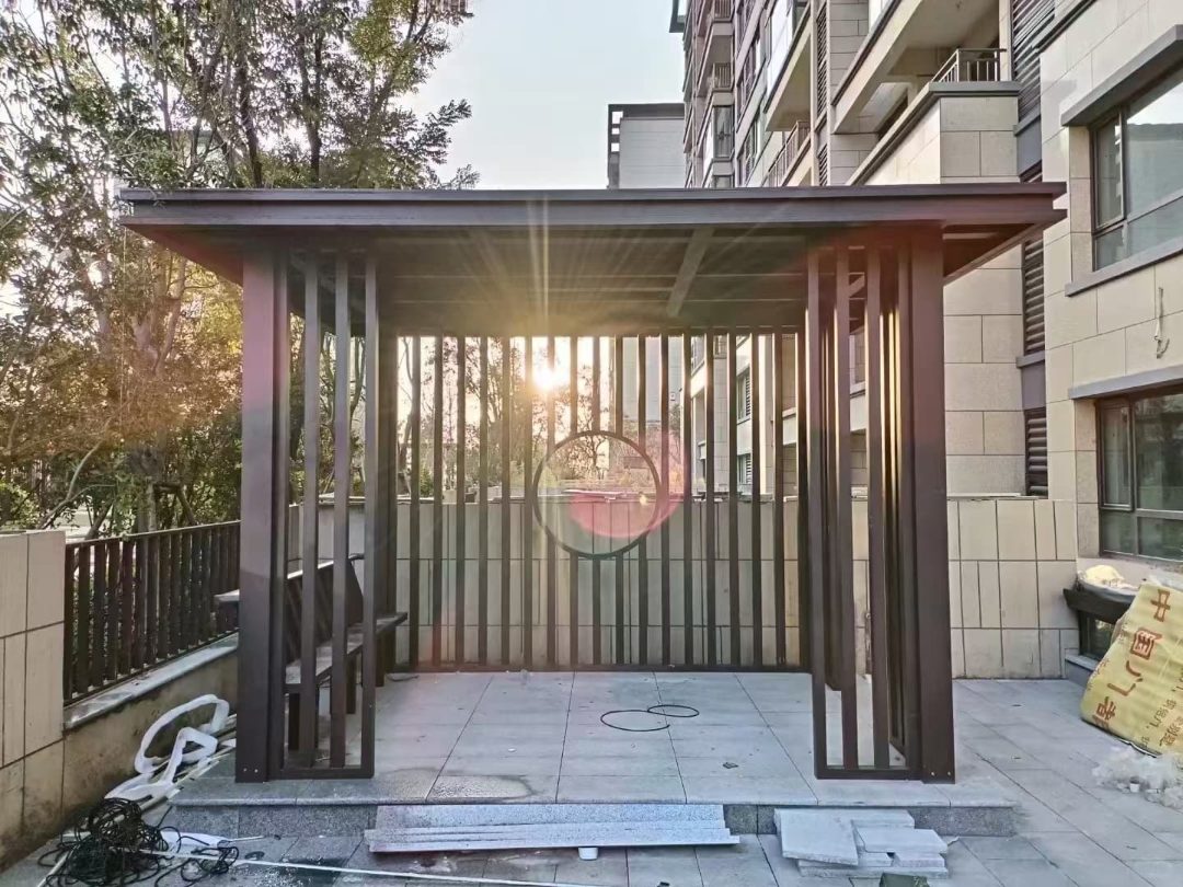 户外休闲凉亭