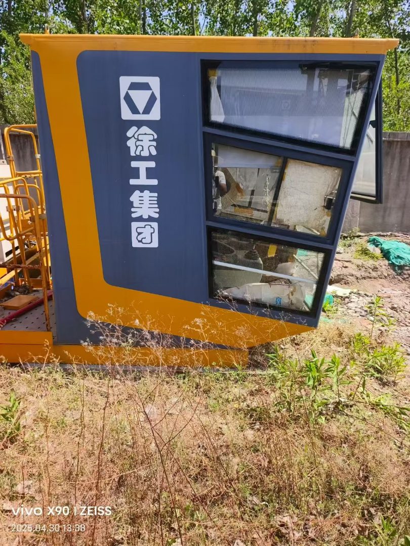 二手塔吊电梯标准节收售