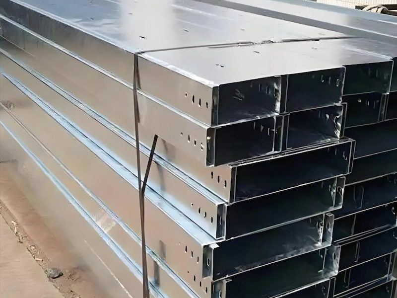 托盘式直通电缆桥架