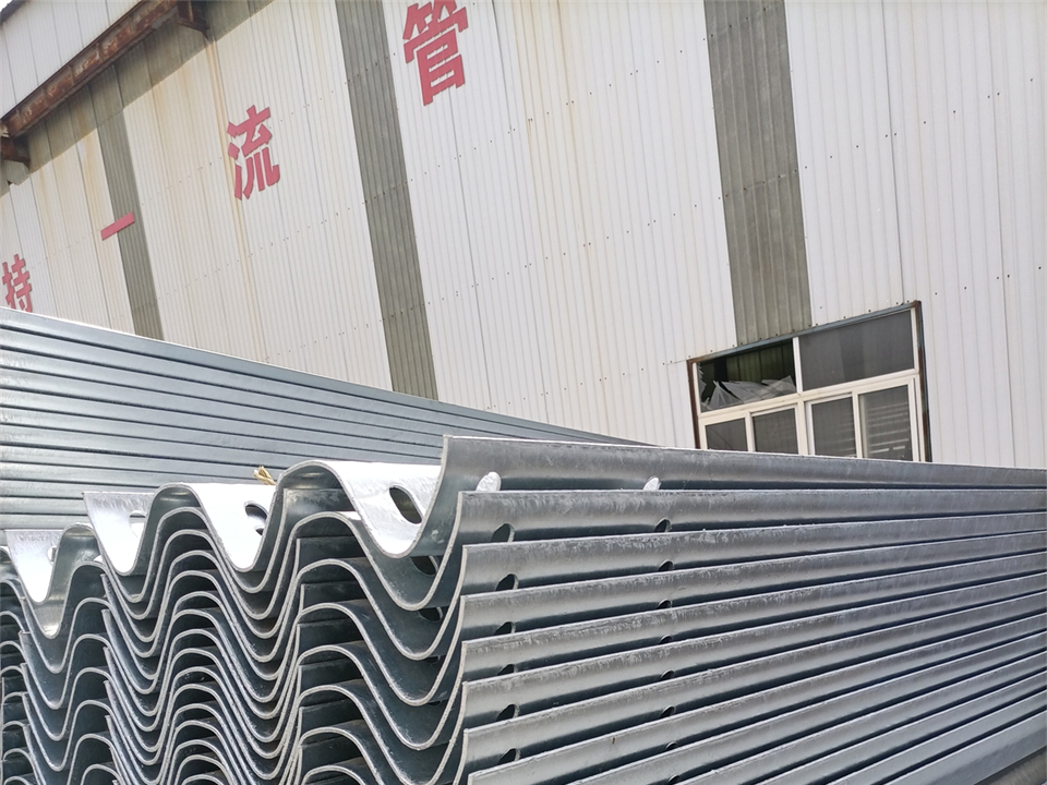 公路防撞护栏