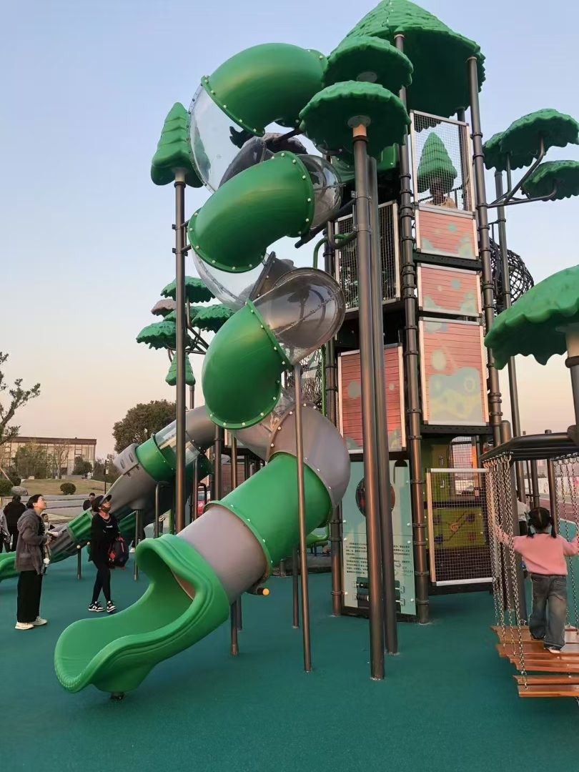 网红无动力儿童游乐设备