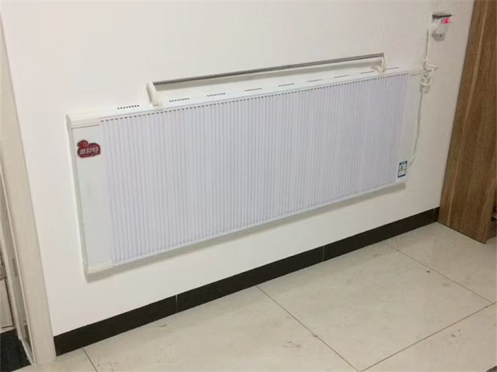 储热式电暖器