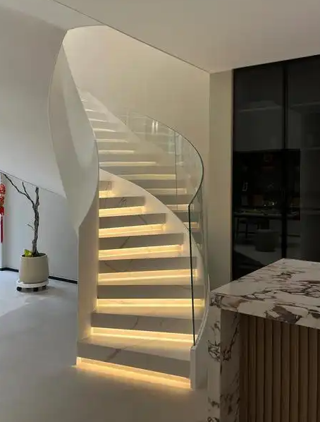 楼梯玻璃