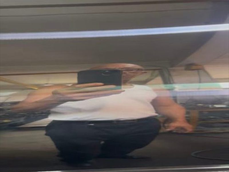 辊筒镜面抛光机