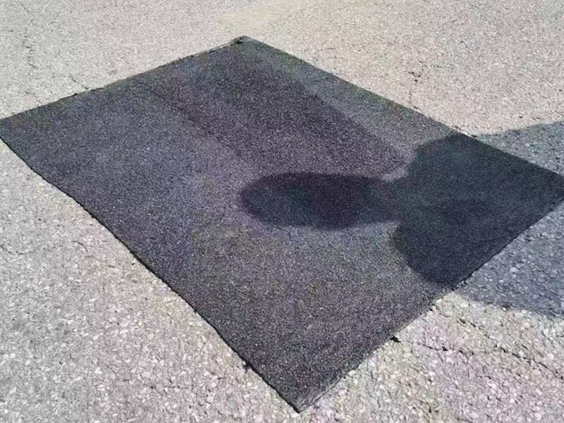 抗裂贴