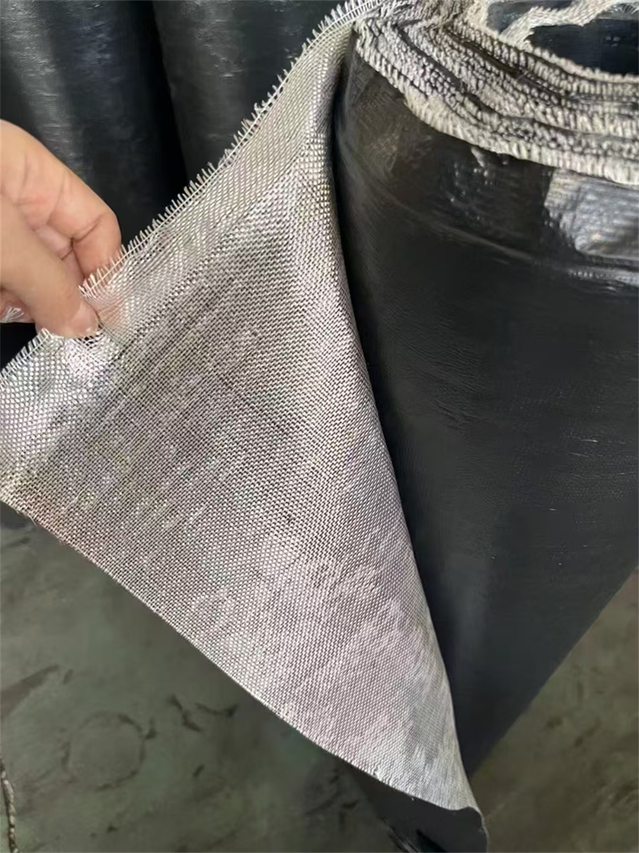 路面抗裂贴