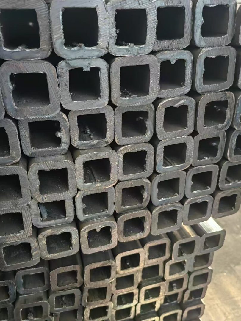 镀锌方管