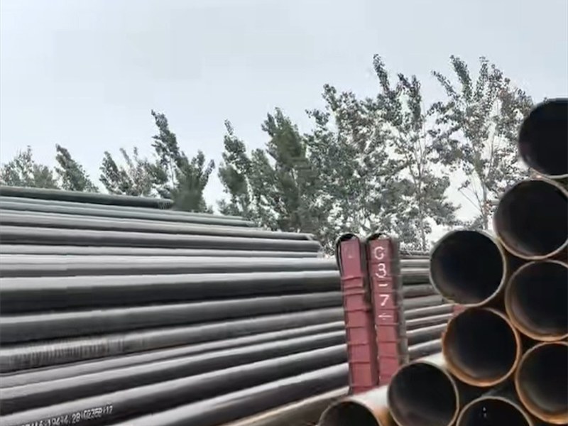 钢管