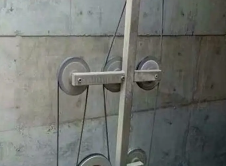 拆除打孔