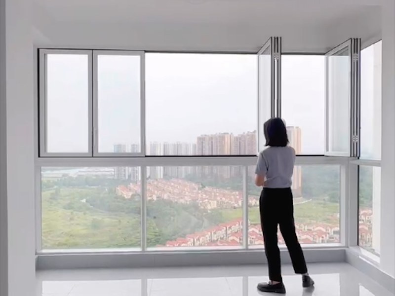 折叠窗封阳台
