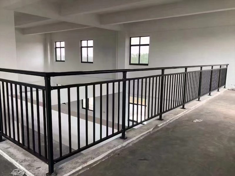 阳台护栏