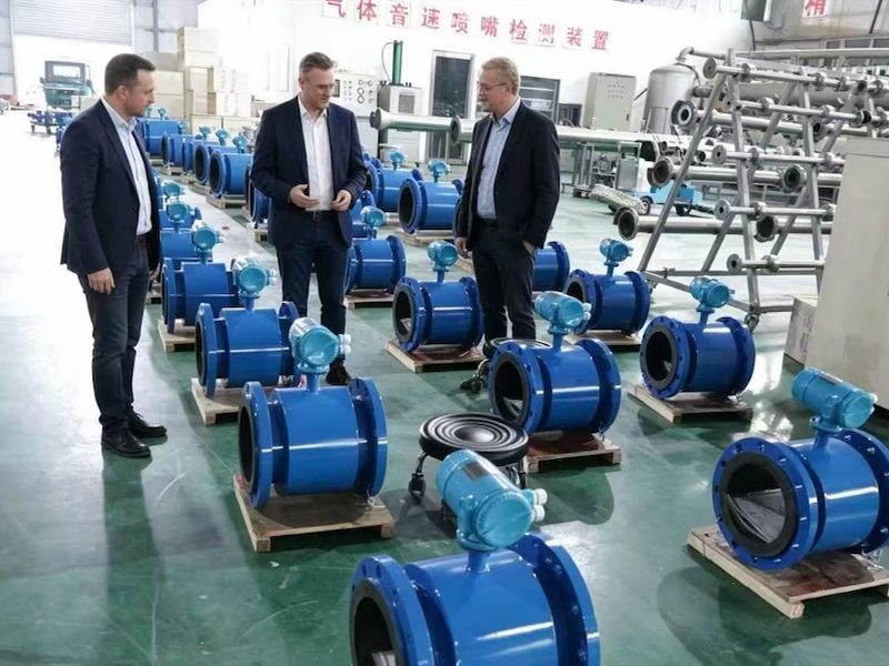 电磁流量传感器