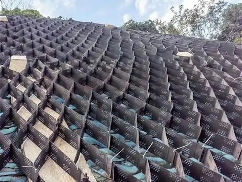 路基加固土工格室
