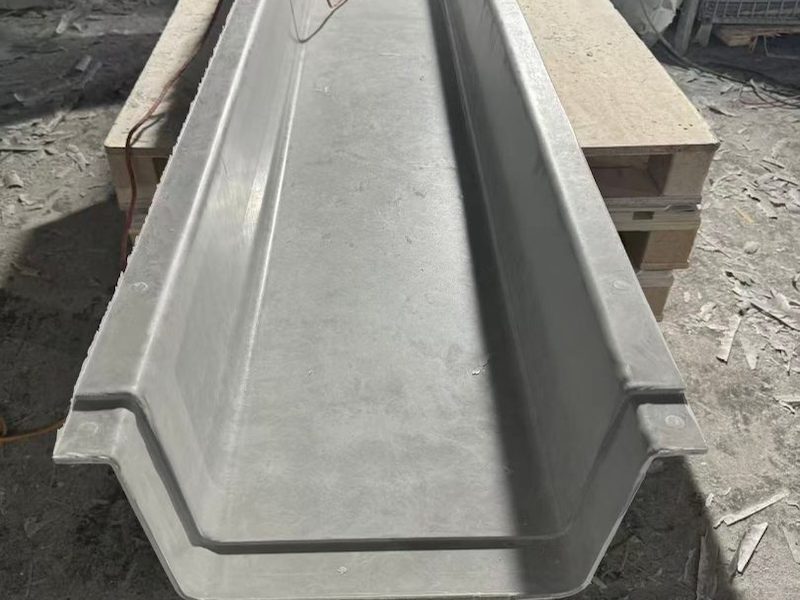 公路边坡急流槽